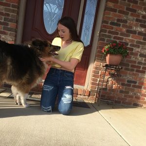 Meet your Posher, Emily